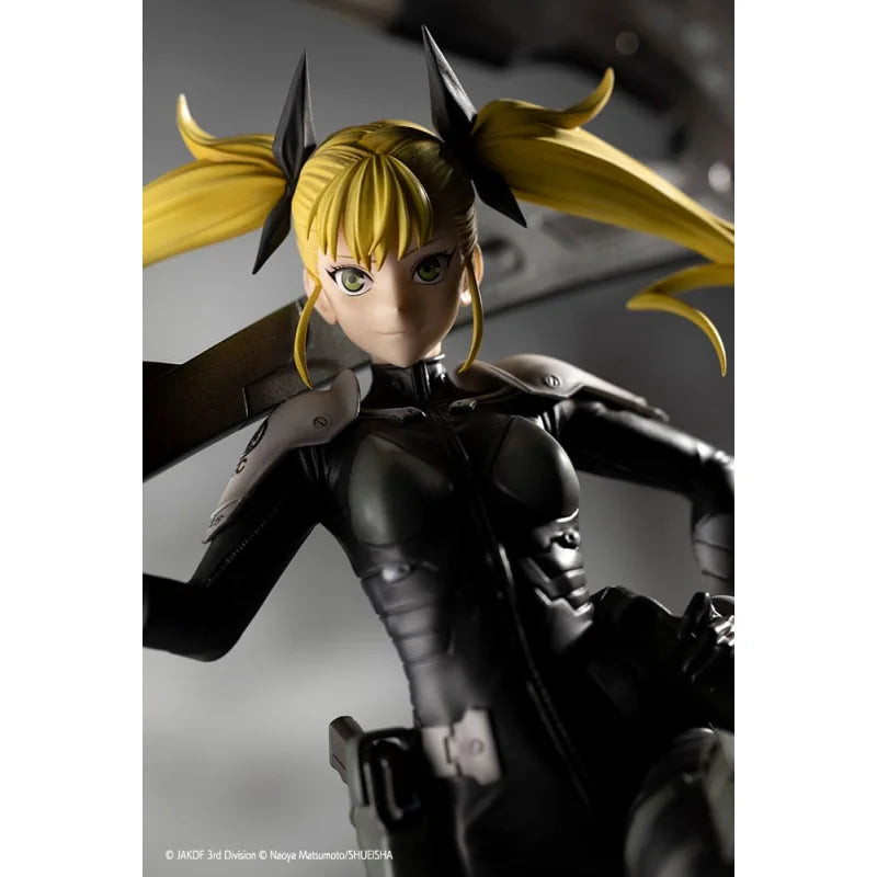 Figurine Kaiju No. 8 - Kikoru Shinomiya l'officier emblématique