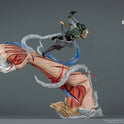 Figurine Attaque des Titans -  Livaï vs Titan Féminin