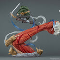 Figurine Attaque des Titans -  Livaï vs Titan Féminin