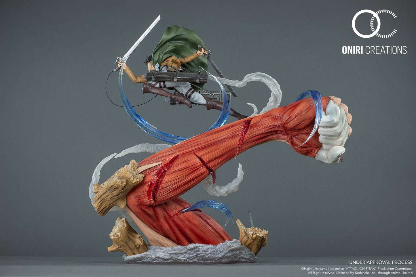 Figurine Attaque des Titans -  Livaï vs Titan Féminin