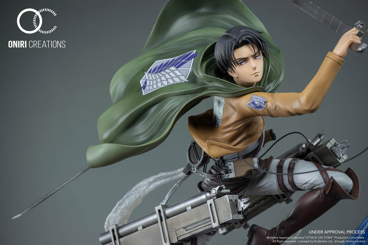 Figurine Attaque des Titans -  Livaï vs Titan Féminin