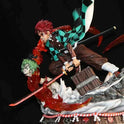 Figurine Demon Slayer - Tanjiro vs Gyutaro - Anime Town